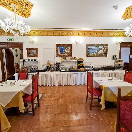 Euro Hotel Iglesias Eksteriør bilde