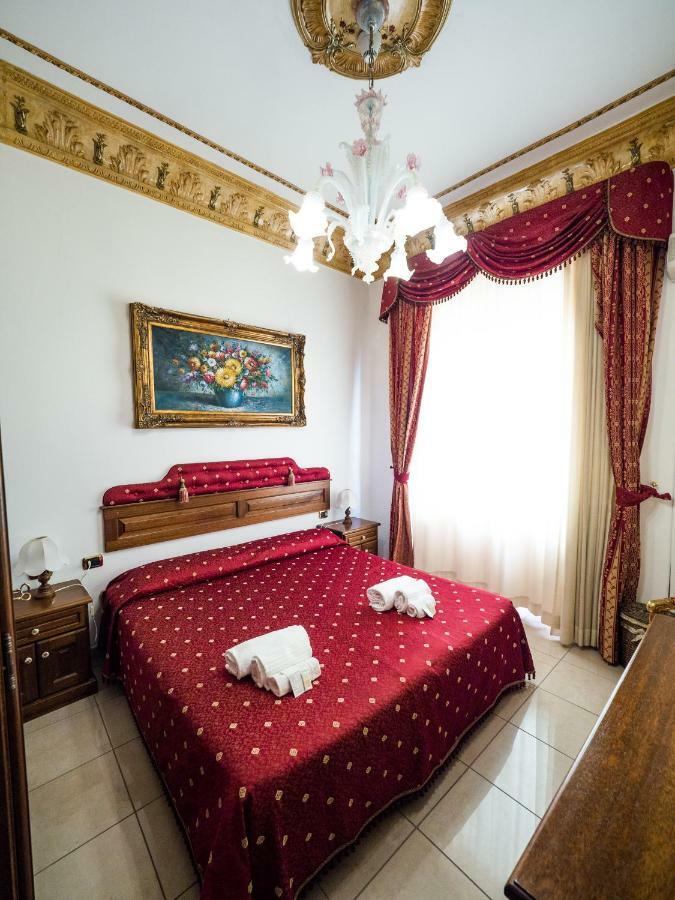 Euro Hotel Iglesias Eksteriør bilde